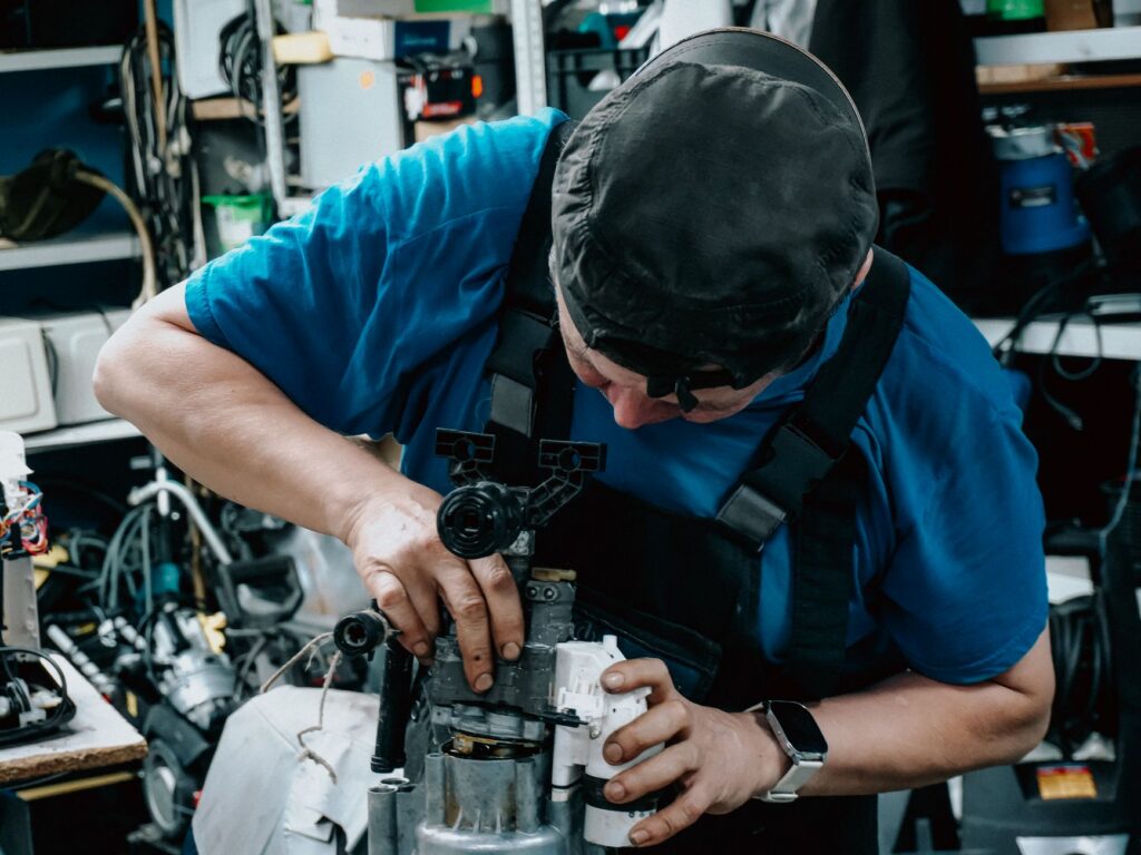 Réparer sa tondeuse à gazon, du diagnostic à la remise en route